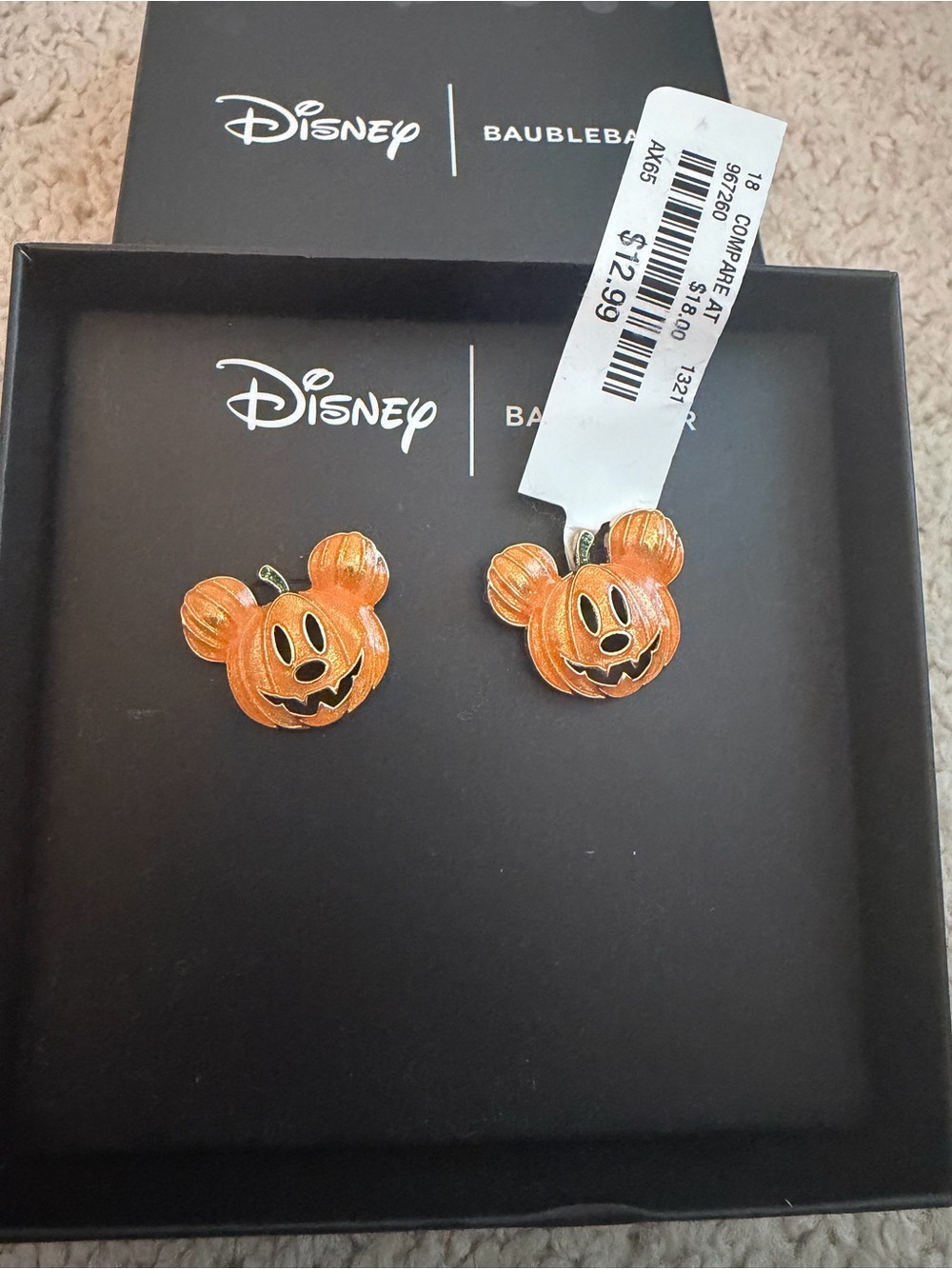 Disney x BaubleBar Mickey Mouse Pumpkin Halloween Stud Earrings NIB New in Box